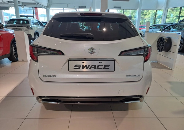 Suzuki Swace cena 129590 przebieg: 10, rok produkcji 2023 z Gdynia małe 37